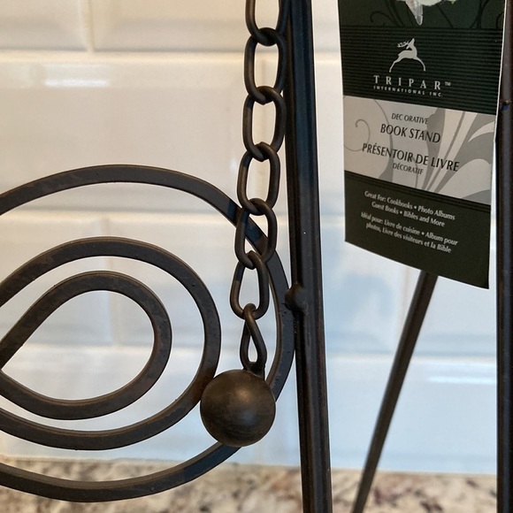 WROUGHT iron book holder/cookbook stand - Picture 4 of 7
